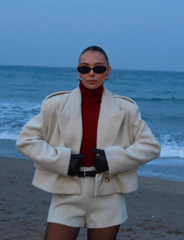 ქალის პიჯაკი