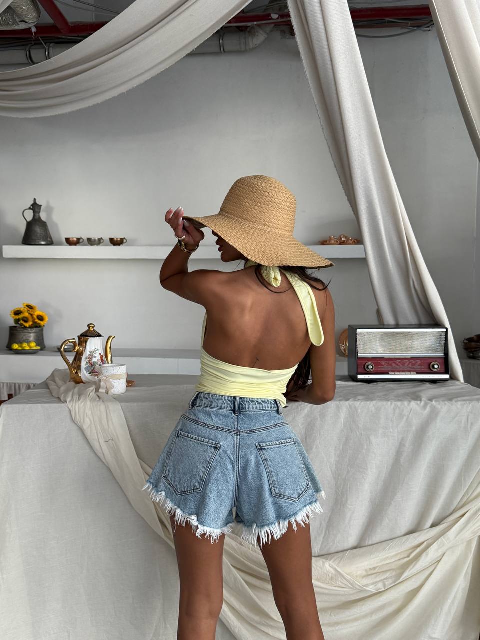 ქალის მაისური