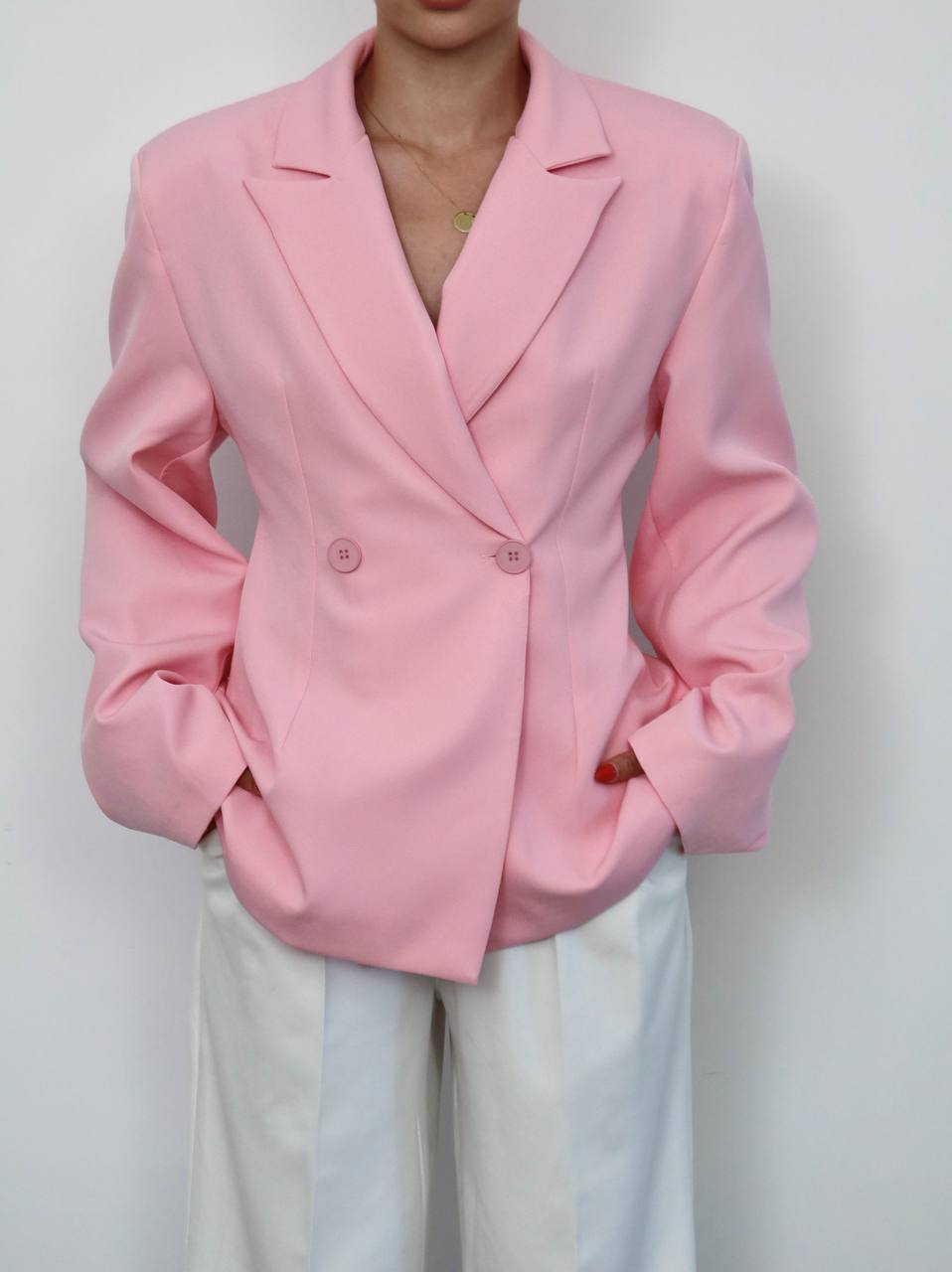 ქალის პიჯაკი