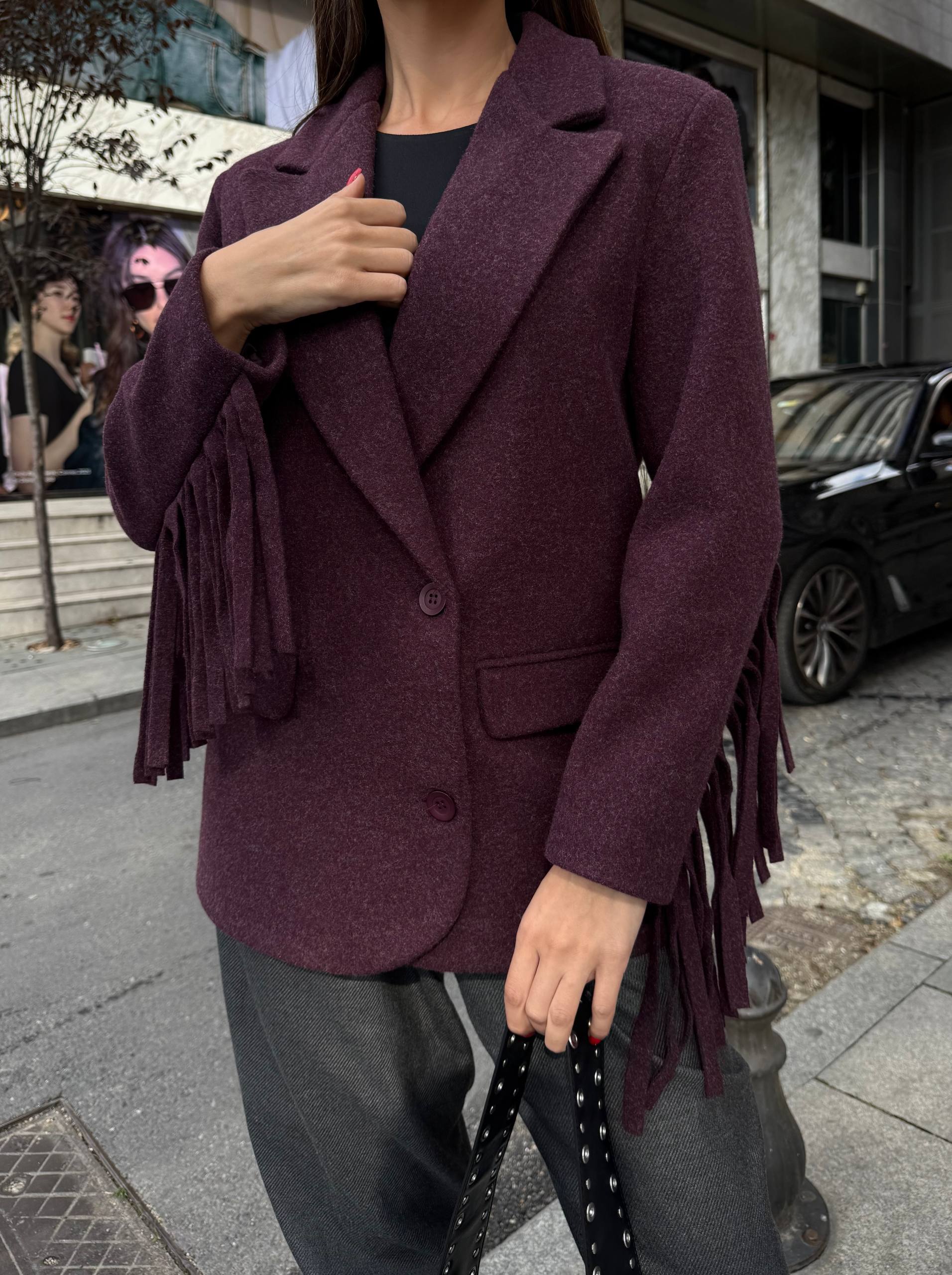 ქალის პიჯაკი-მანტო