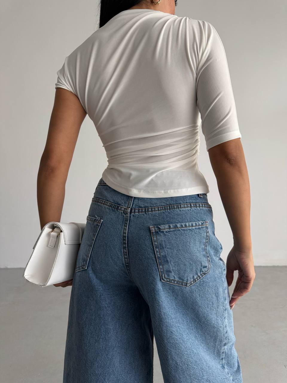 ქალის მაისური