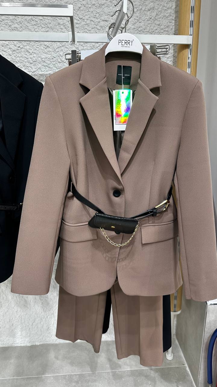 ქალის პიჯაკი