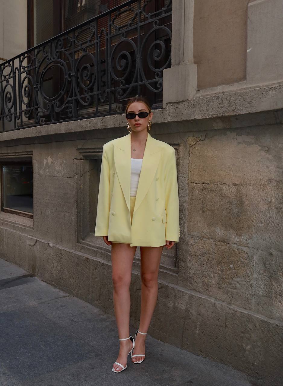 ქალის პიჯაკი