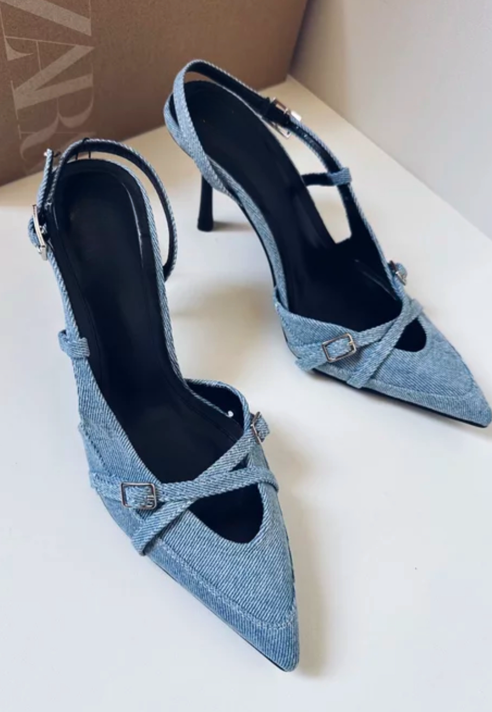 ქალის ფეხსაცმელი