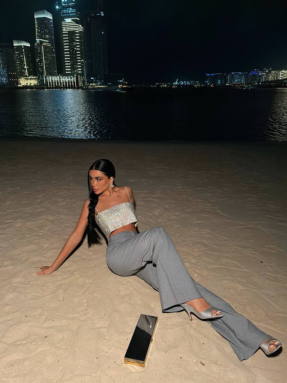 ქალის შარვალი