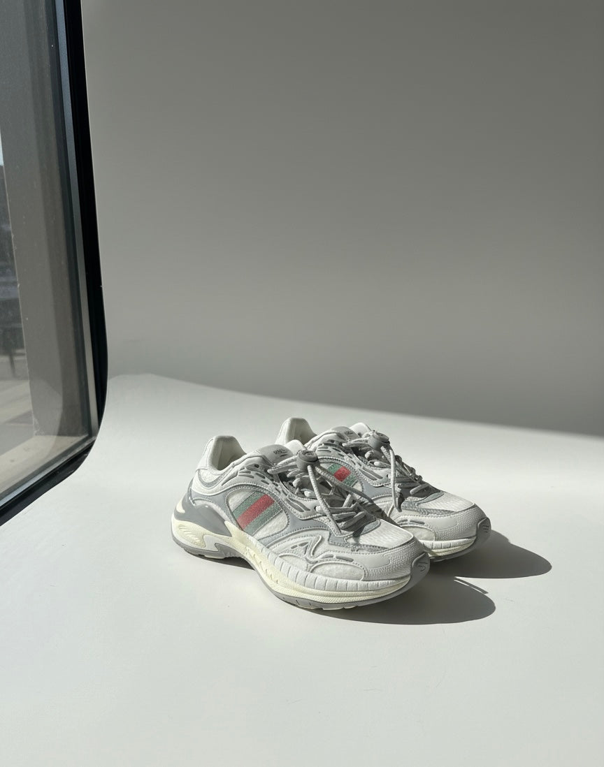 ქალის ფეხსაცმელი