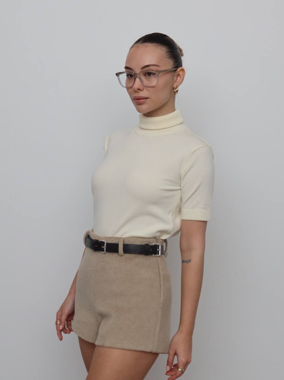 ქალის ნაქსოვი როლინგი