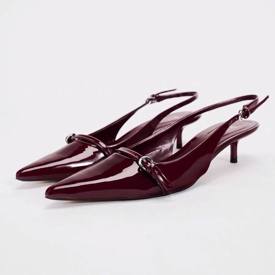 ქალის ფეხსაცმელი