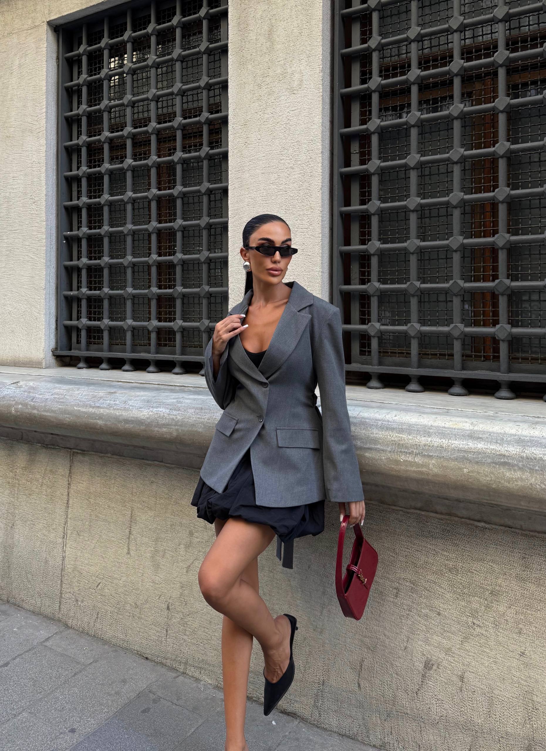 ქალის პიჯაკი