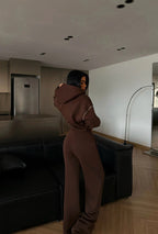 ქალის სპორტული ორეული