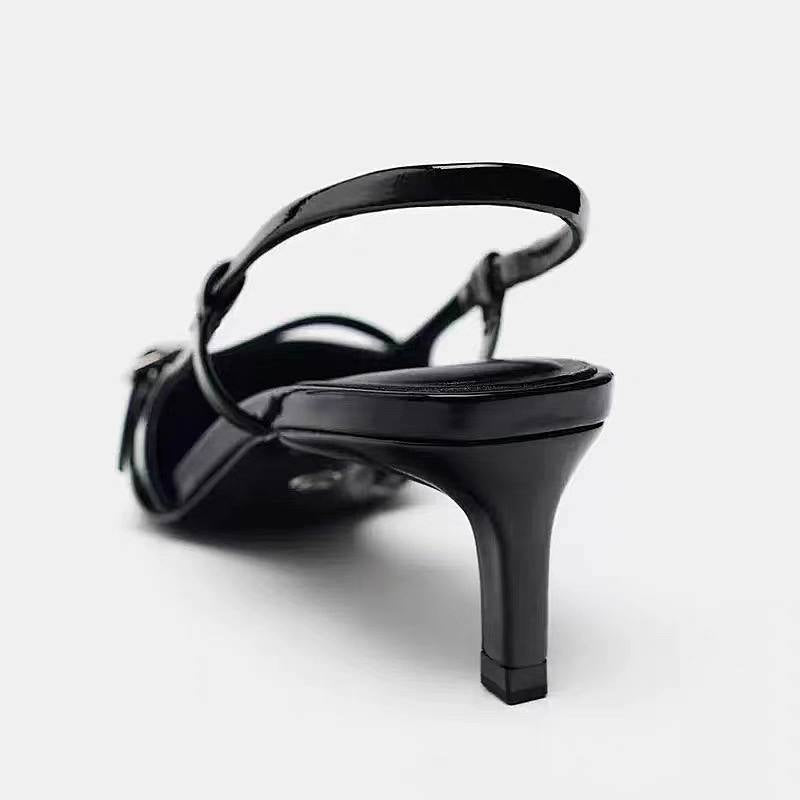 ქალის ფეხსაცმელი