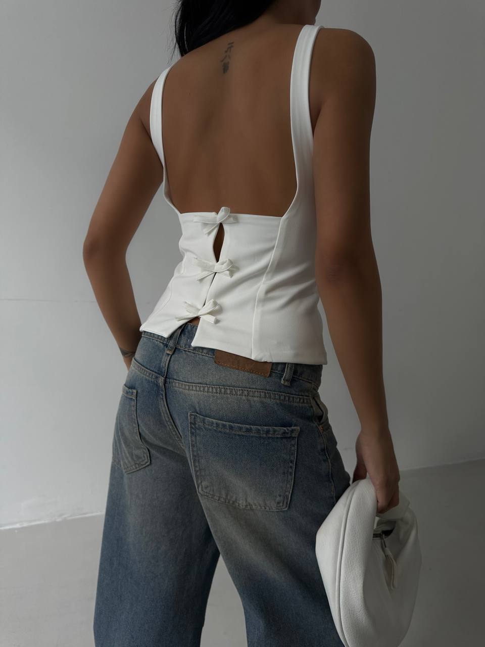 ქალის მაისური