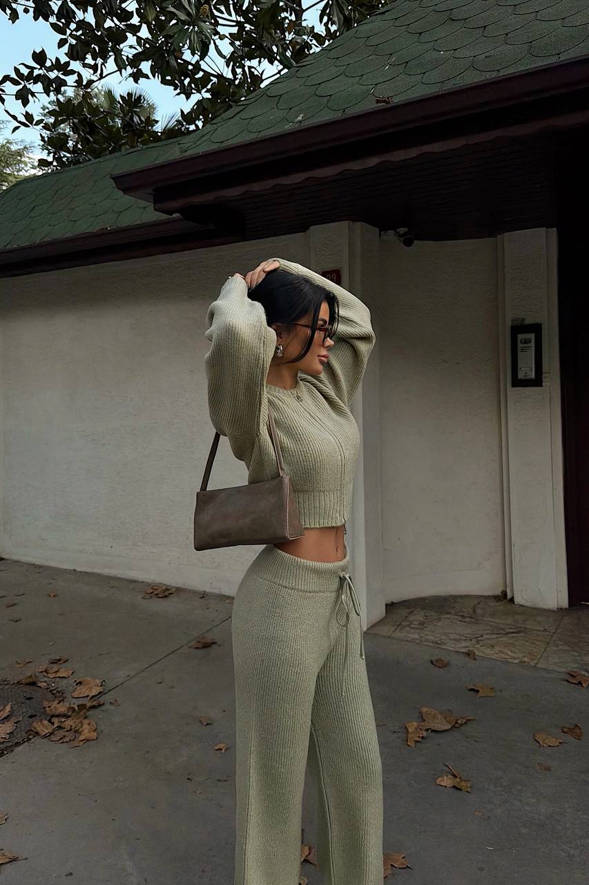 ქალის სპორტული ორეული