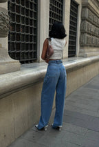 ქალის ჯინსის შარვალი