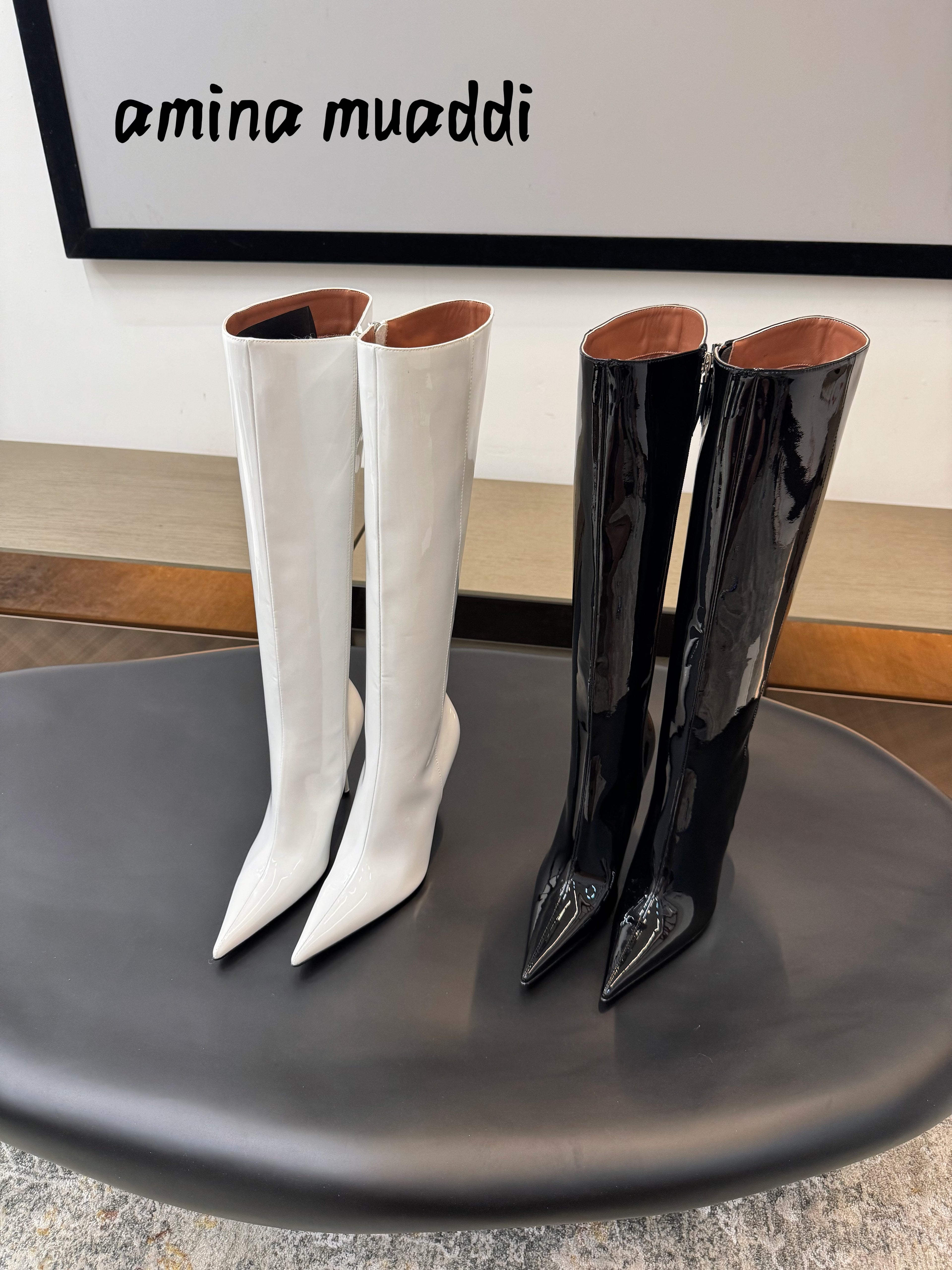 ქალის ჩექმა