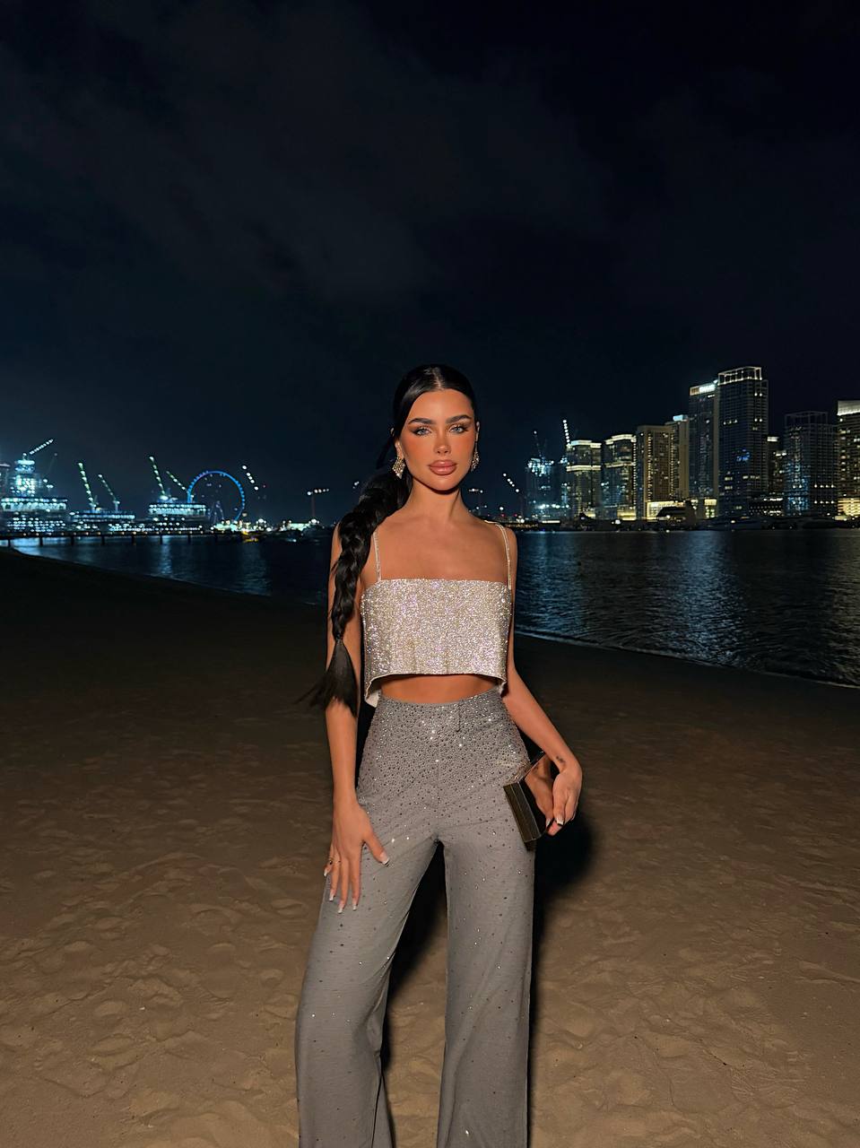 ქალის შარვალი