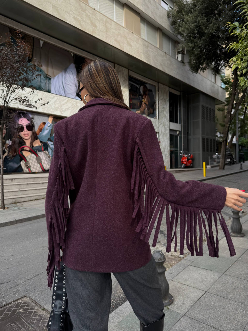 ქალის პიჯაკი-მანტო