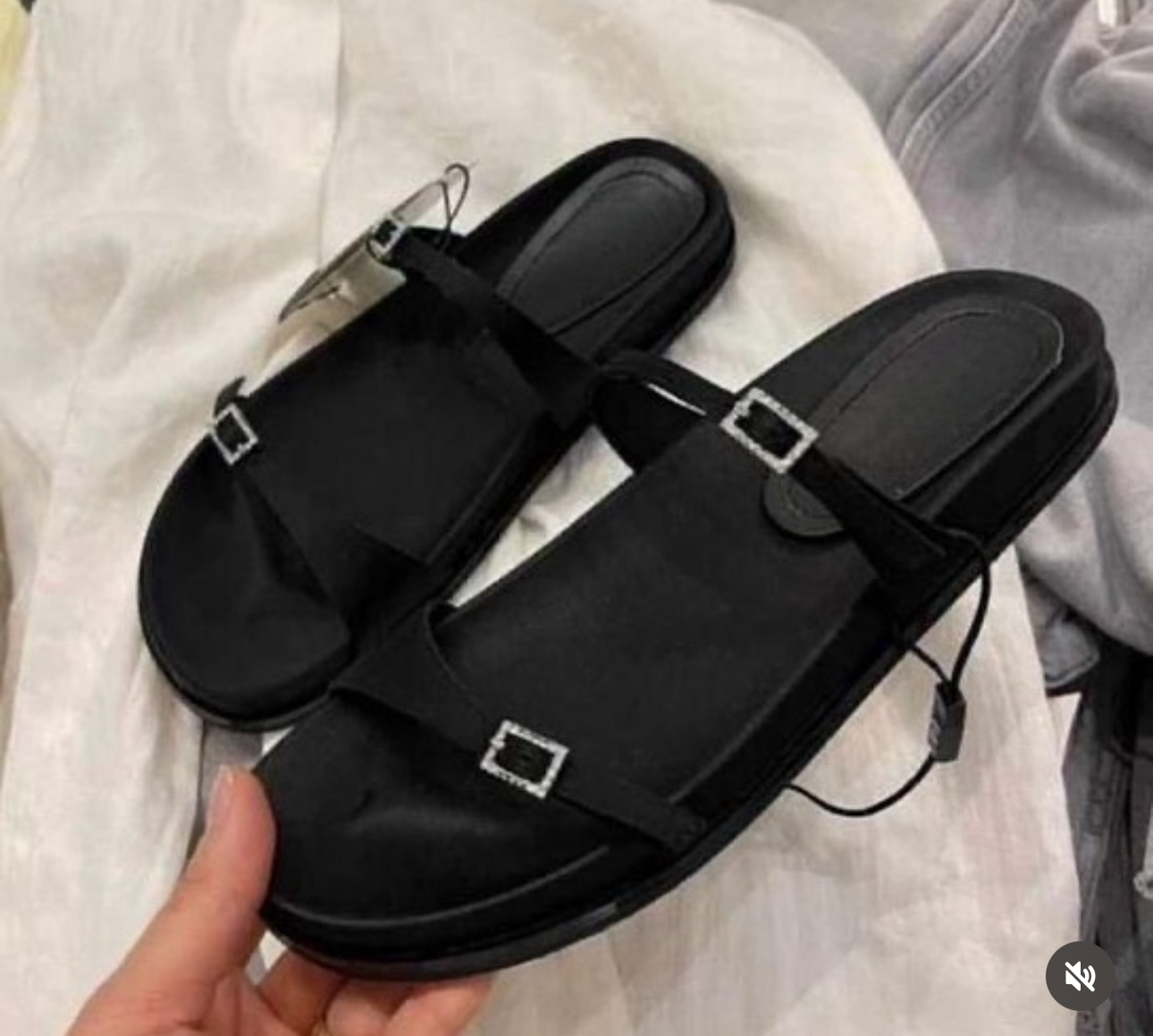 ქალის ფეხსაცმელი