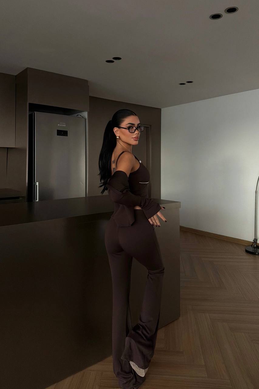 ქალის სპორტული სამეული