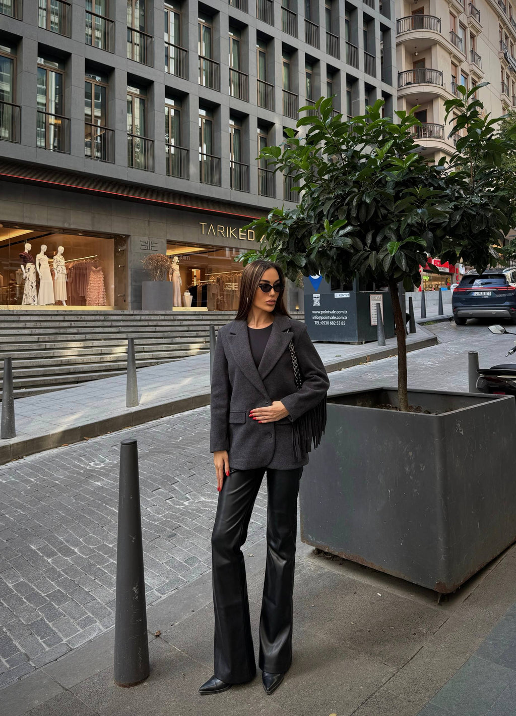 ქალის პიჯაკი-მანტო