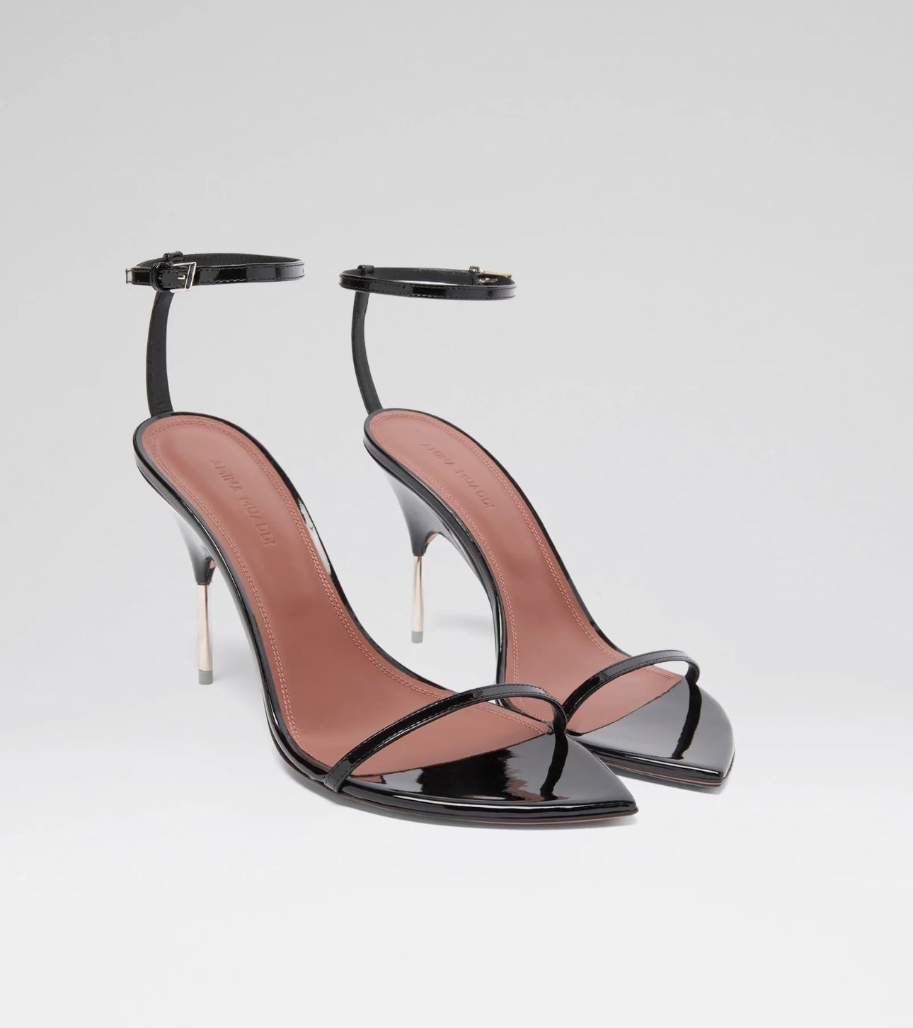 ქალის ფეხსაცმელი