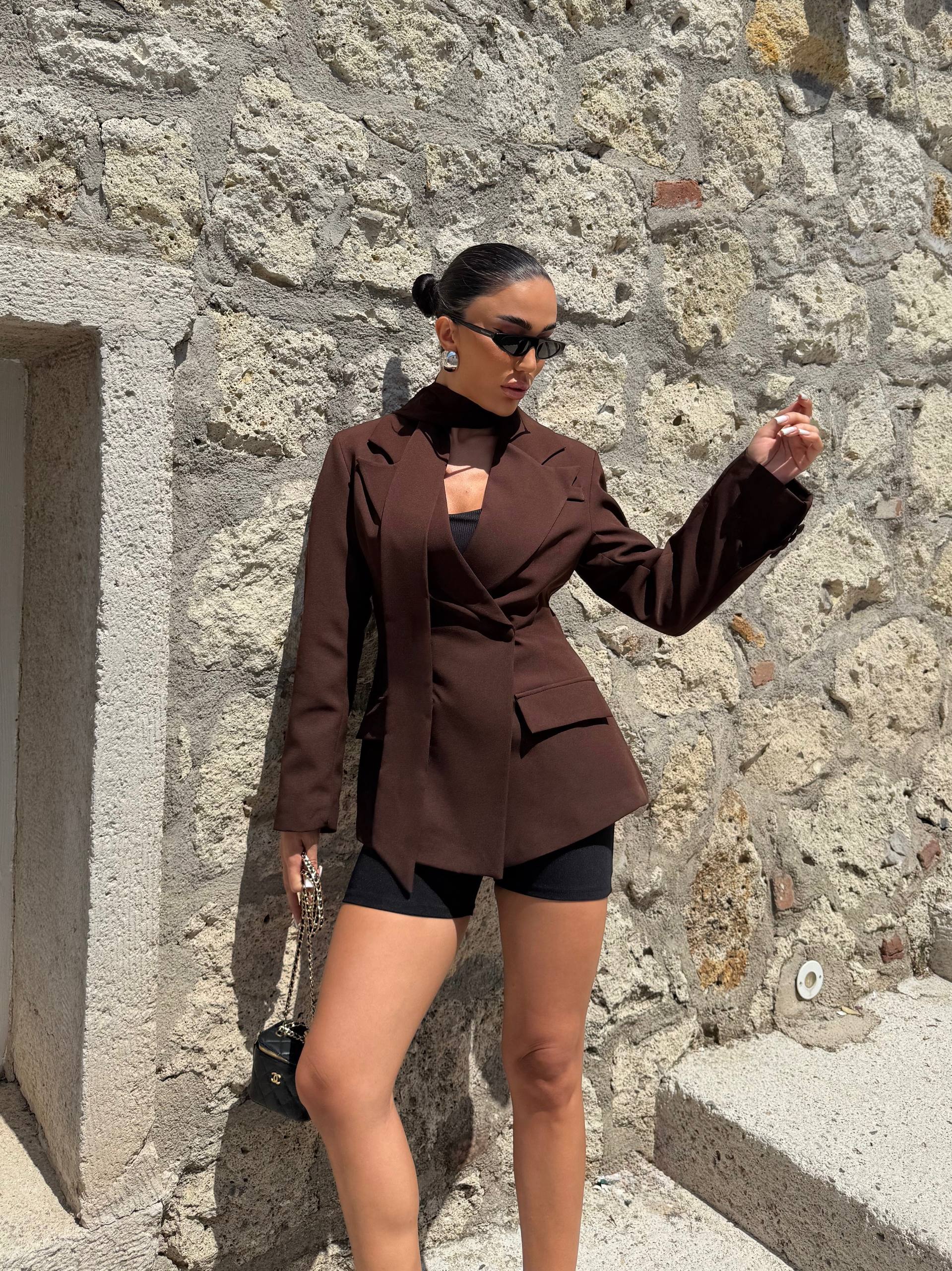 ქალის პიჯაკი