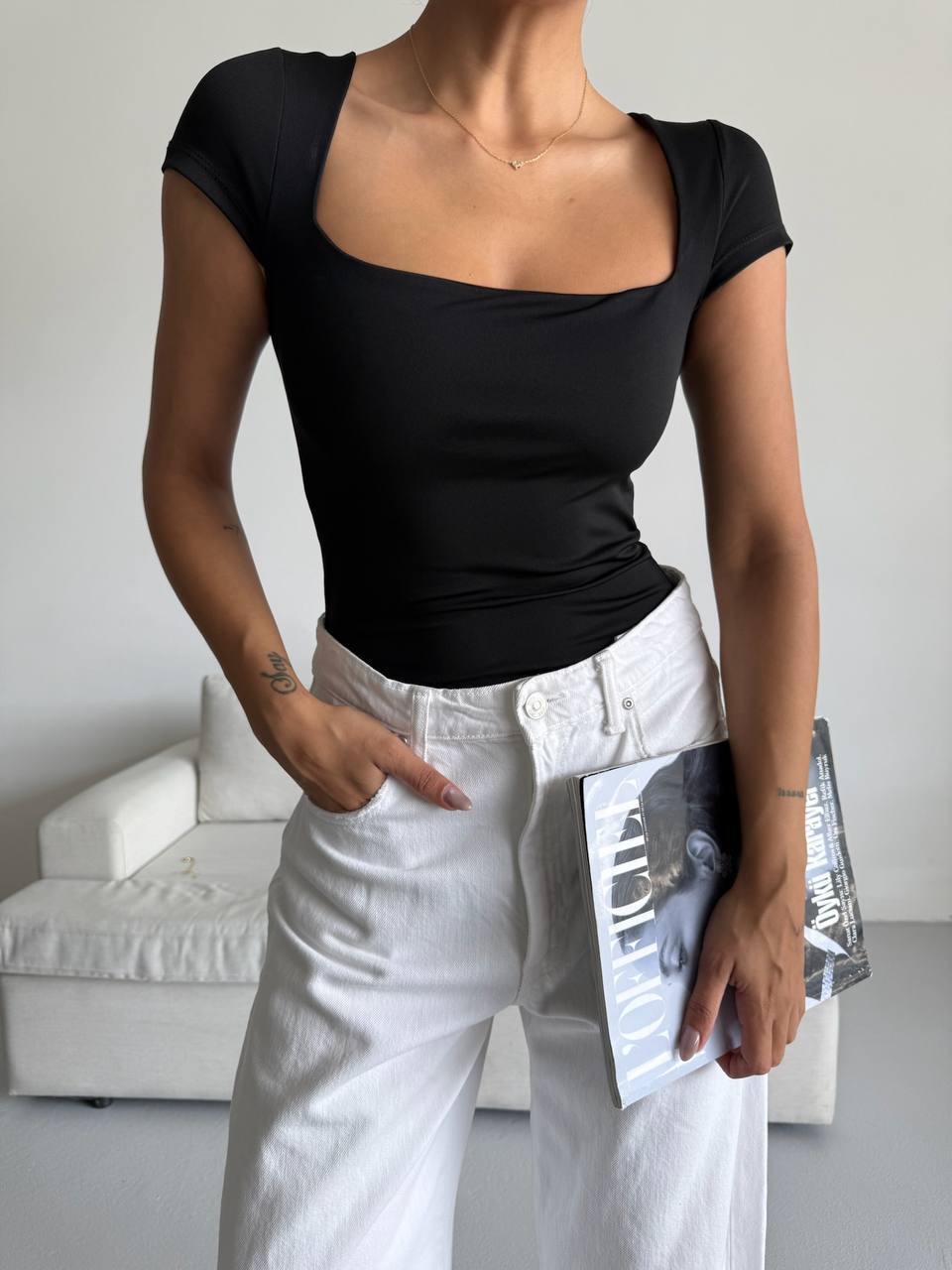 ქალის მაისური