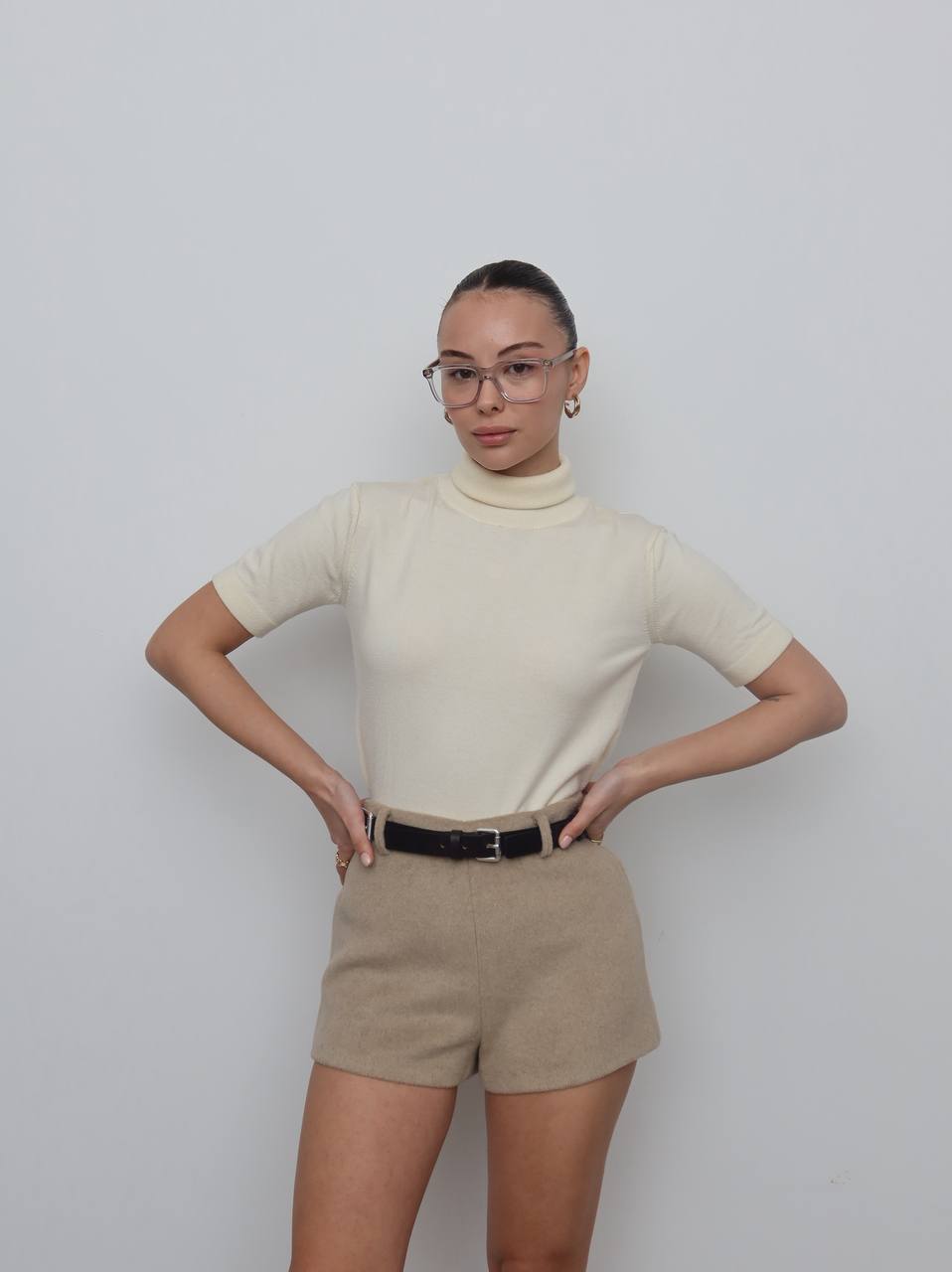 ქალის ნაქსოვი როლინგი