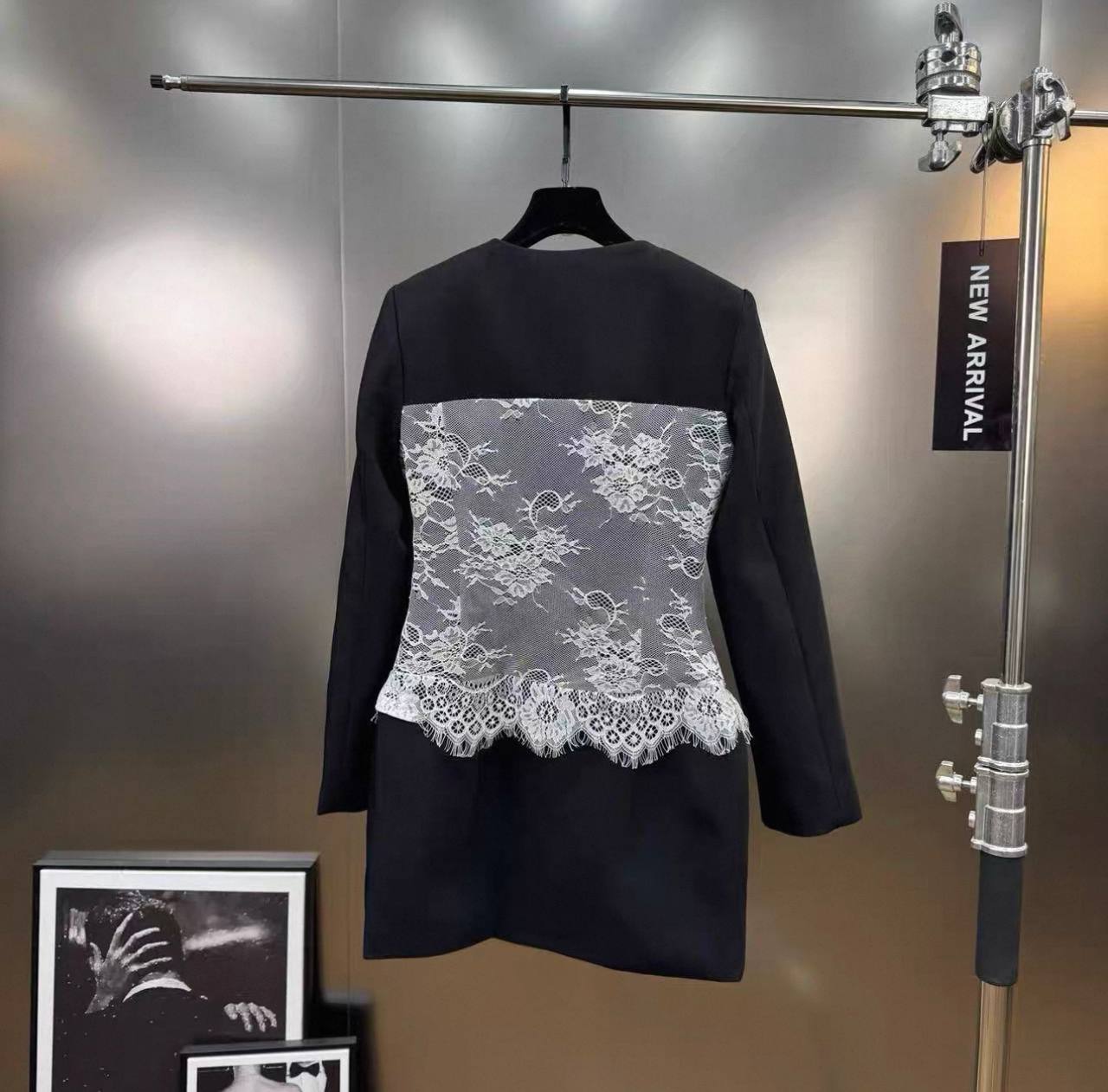 ქალის კაბა-პიჯაკი