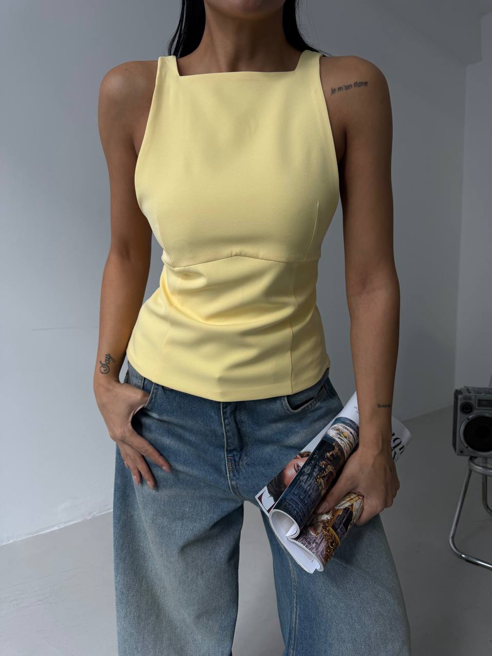 ქალის მაისური