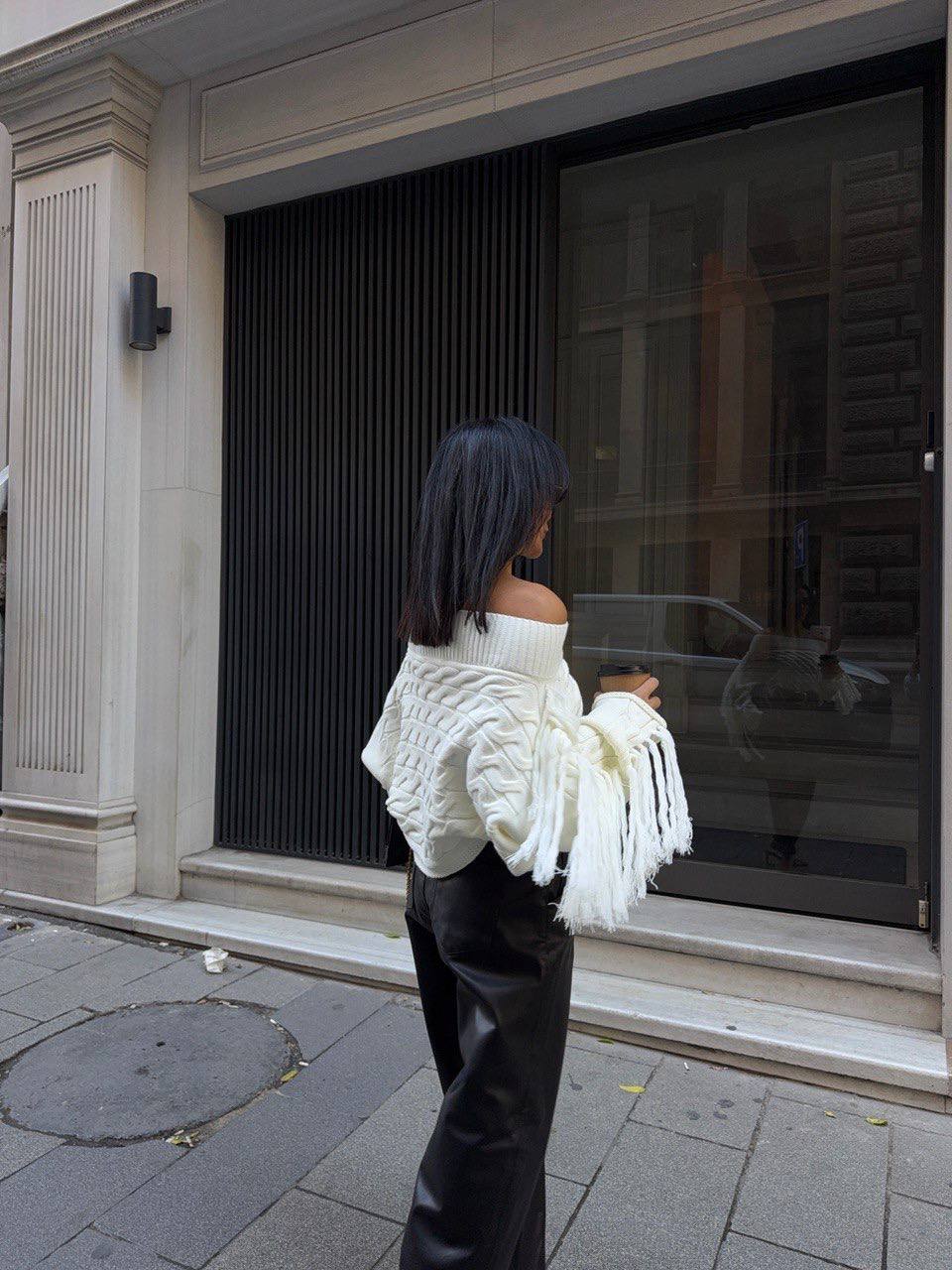 ქალის მაისური