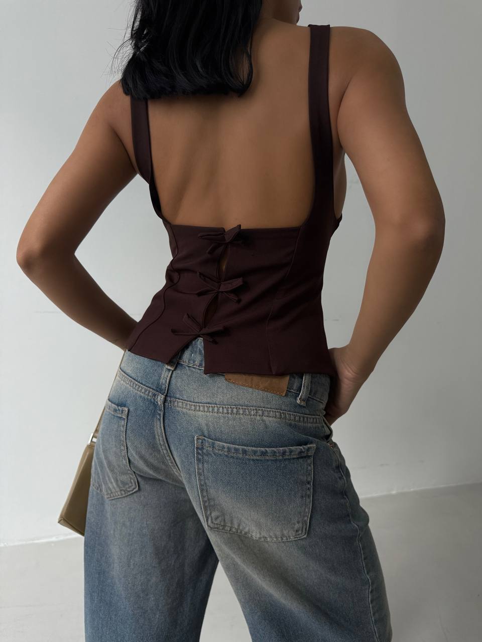 ქალის მაისური