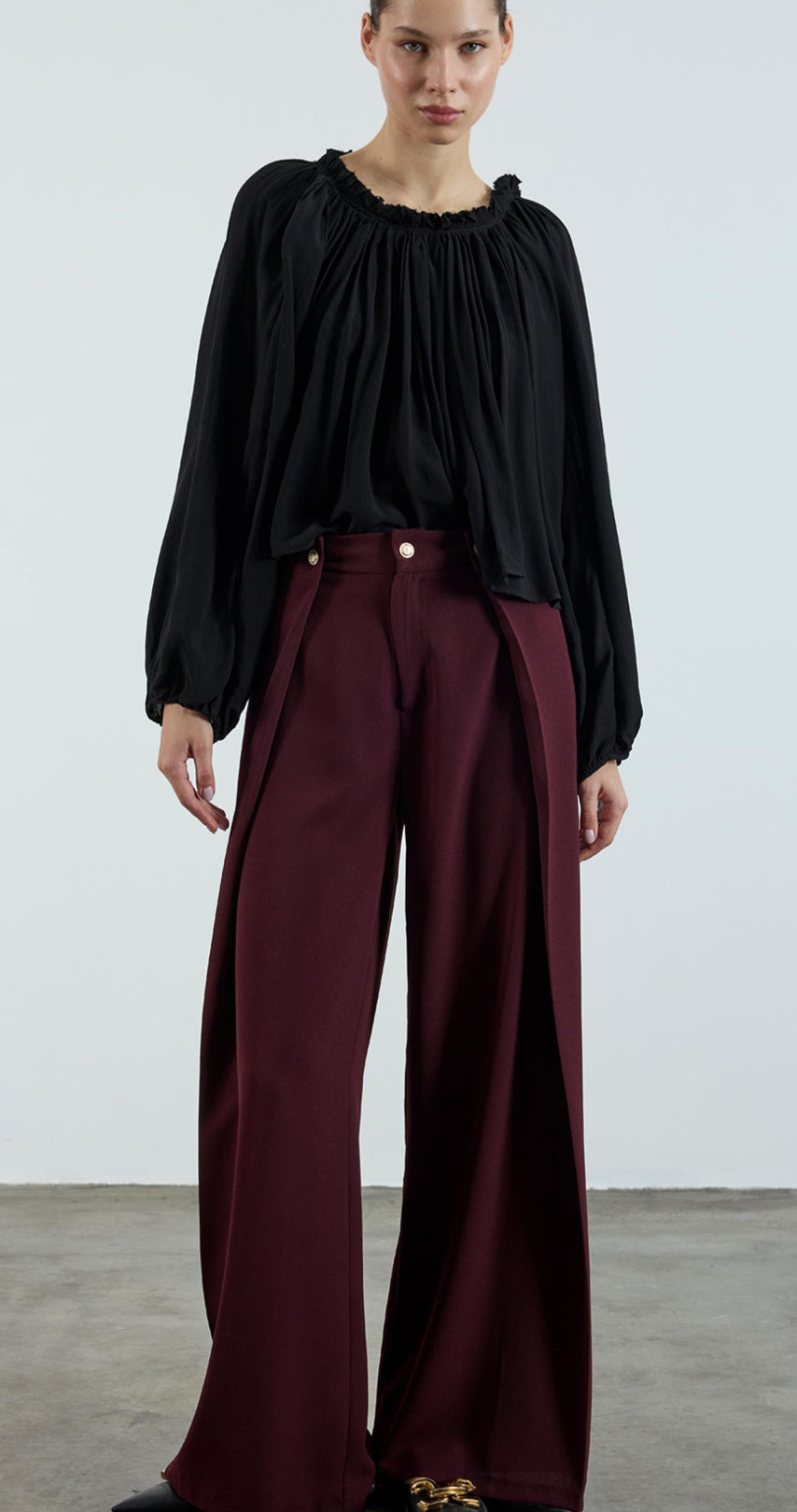 ქალის შარვალი