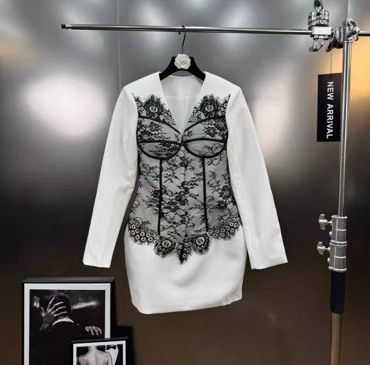 ქალის კაბა-პიჯაკი