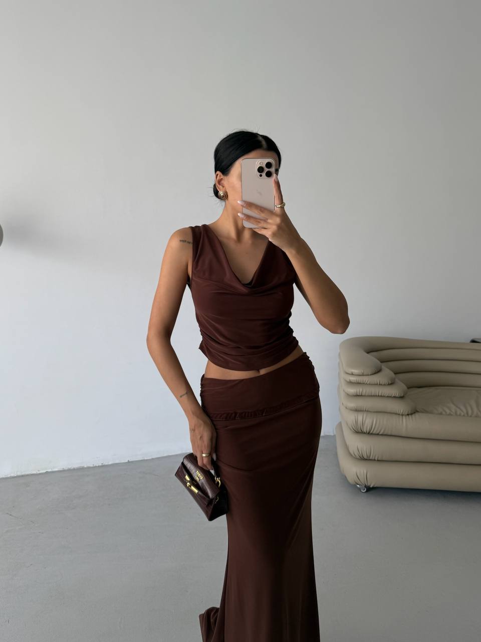 ქალის მაისური