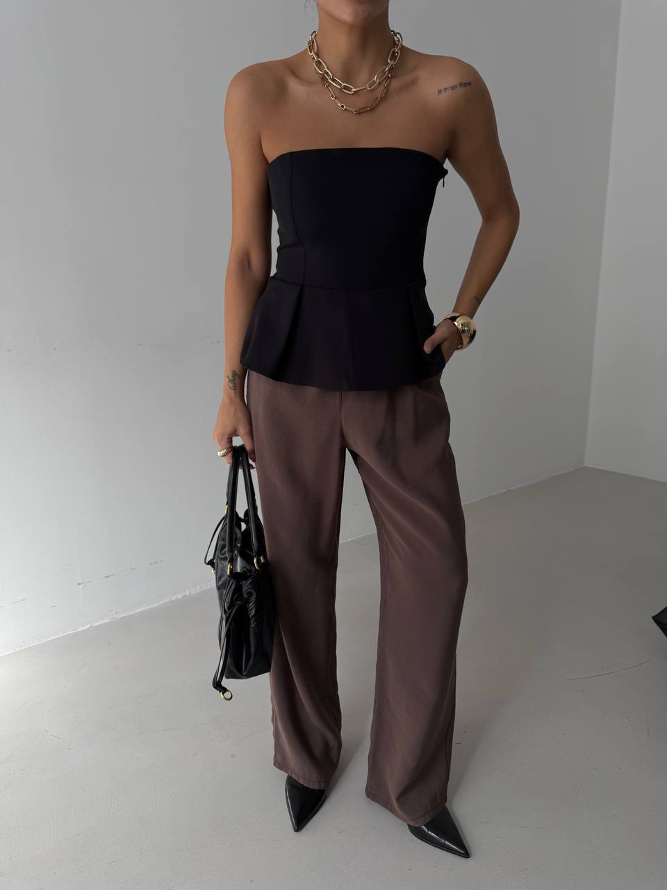 ქალის მაისური