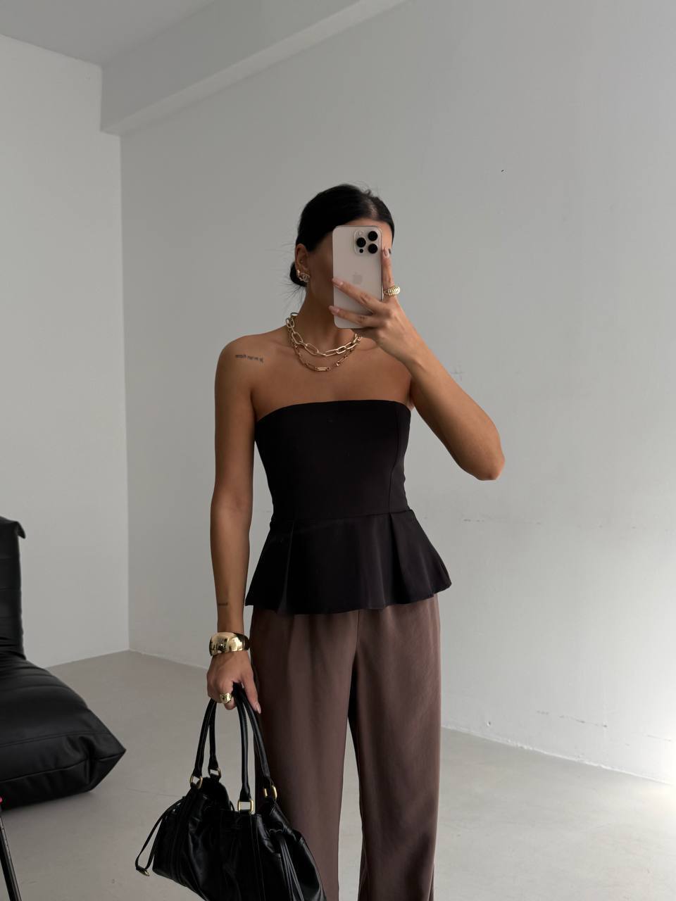 ქალის მაისური